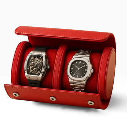 Étui à montre en cuir rouge ouvert avec 2 montres