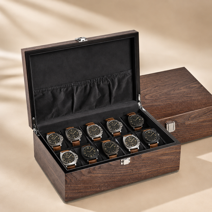 Boîte à montres en bois de noyer noir, ouverte avec 10 montres, intérieur noir avec poche en tissu