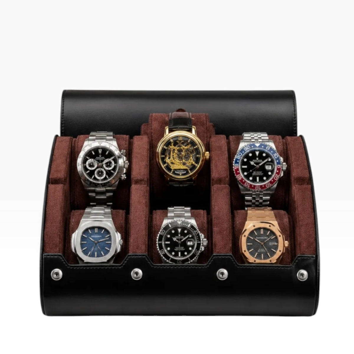 Étui à montres de voyage en cuir végan noir, intérieur marron, ouvert avec 6 montres