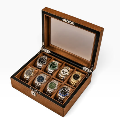 Boîte à montres en bois marron ouverte avec 8 montres, couvercle vitré
